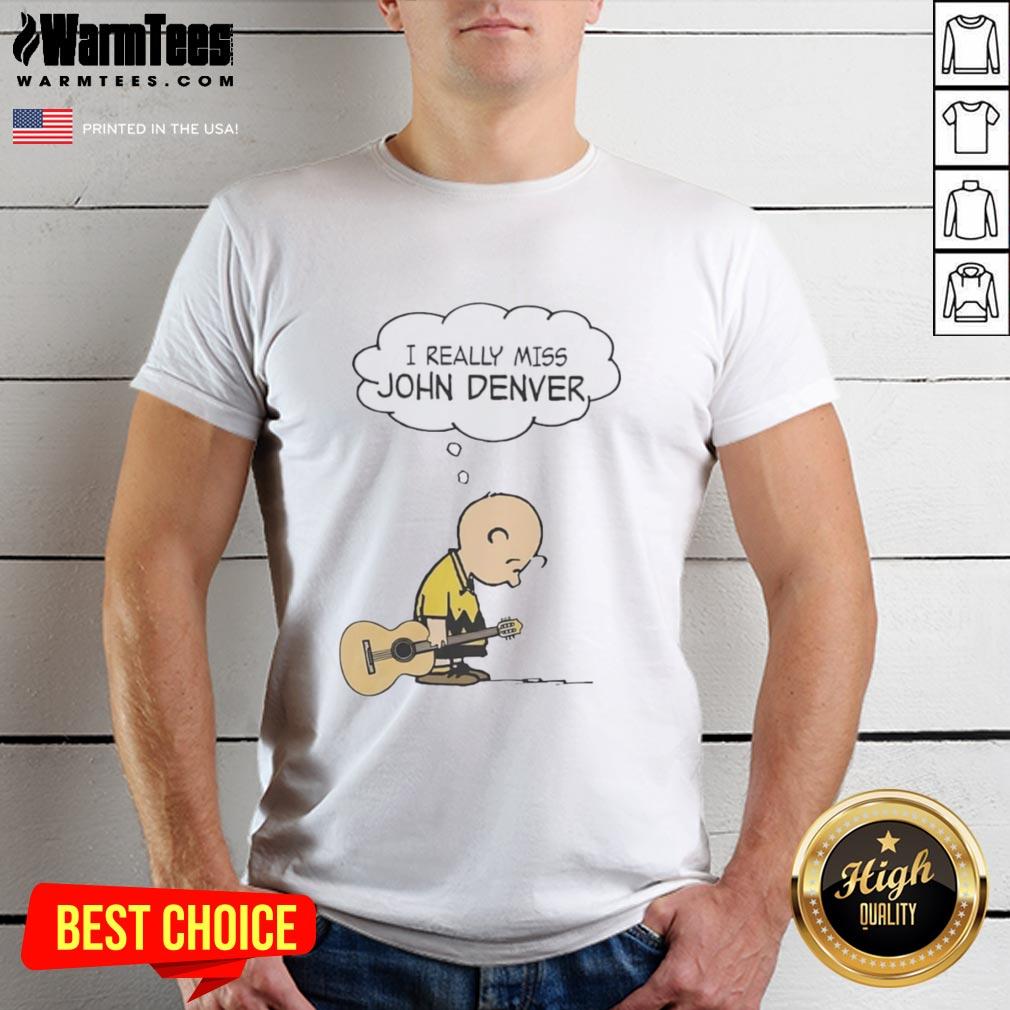 Top Charlie Brown Holding Guitar I Really Miss John Denver T-Shirt