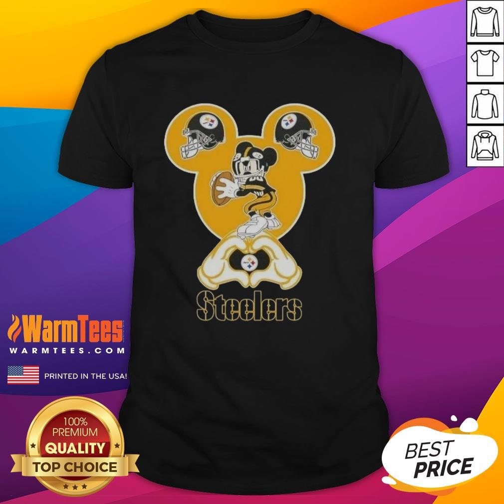 Top Mickey Hands Heart Love Pittsburgh Steelers Football T-Shirt