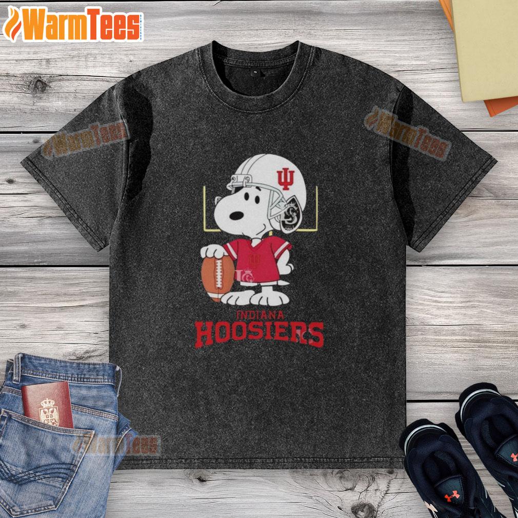 Top Snoopy With Indiana Hoosiers Jersey T-Shirt - Image 6