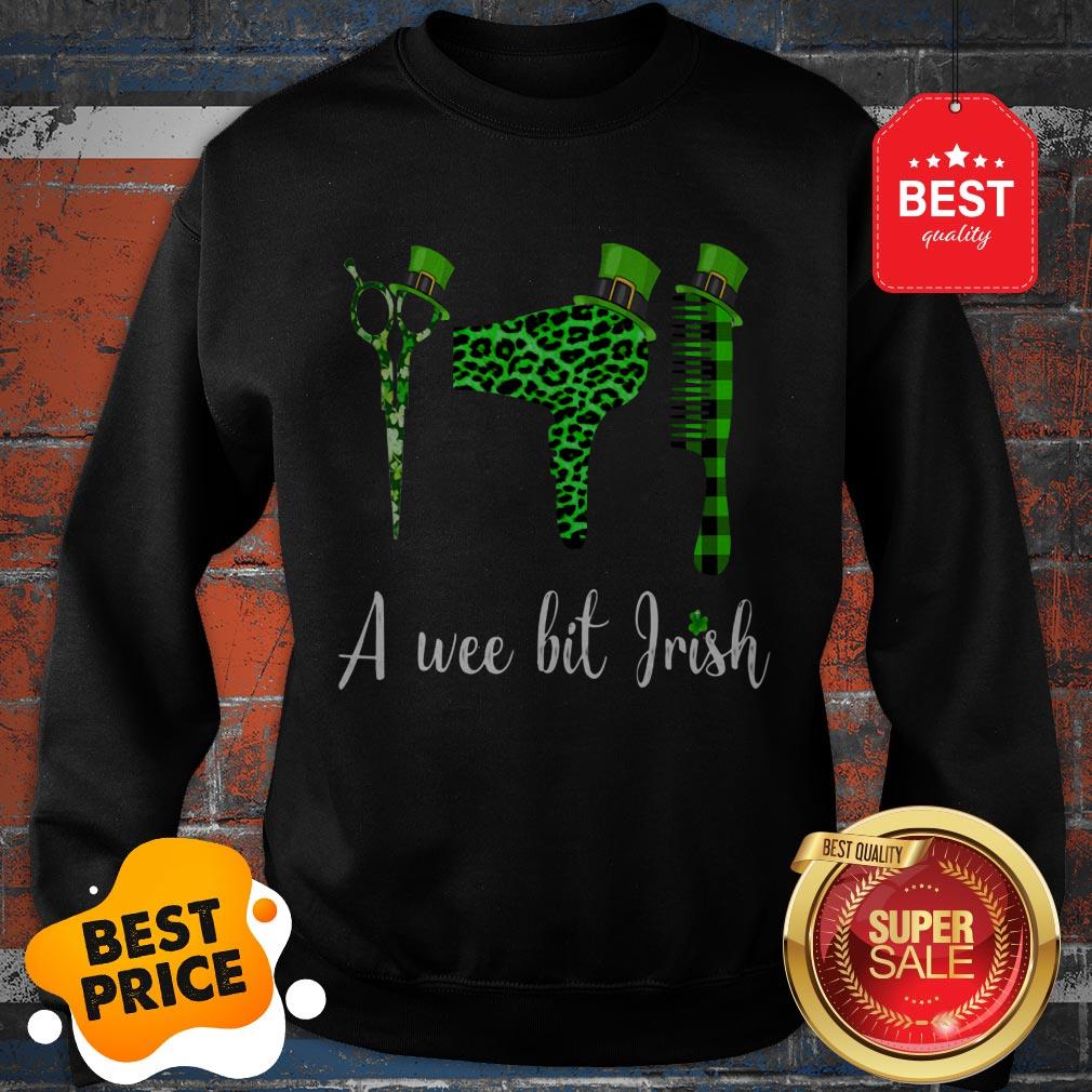 A wee bit Irish Hair Stylist St Patrick’s Day Irish Gift Shirt - Image 4