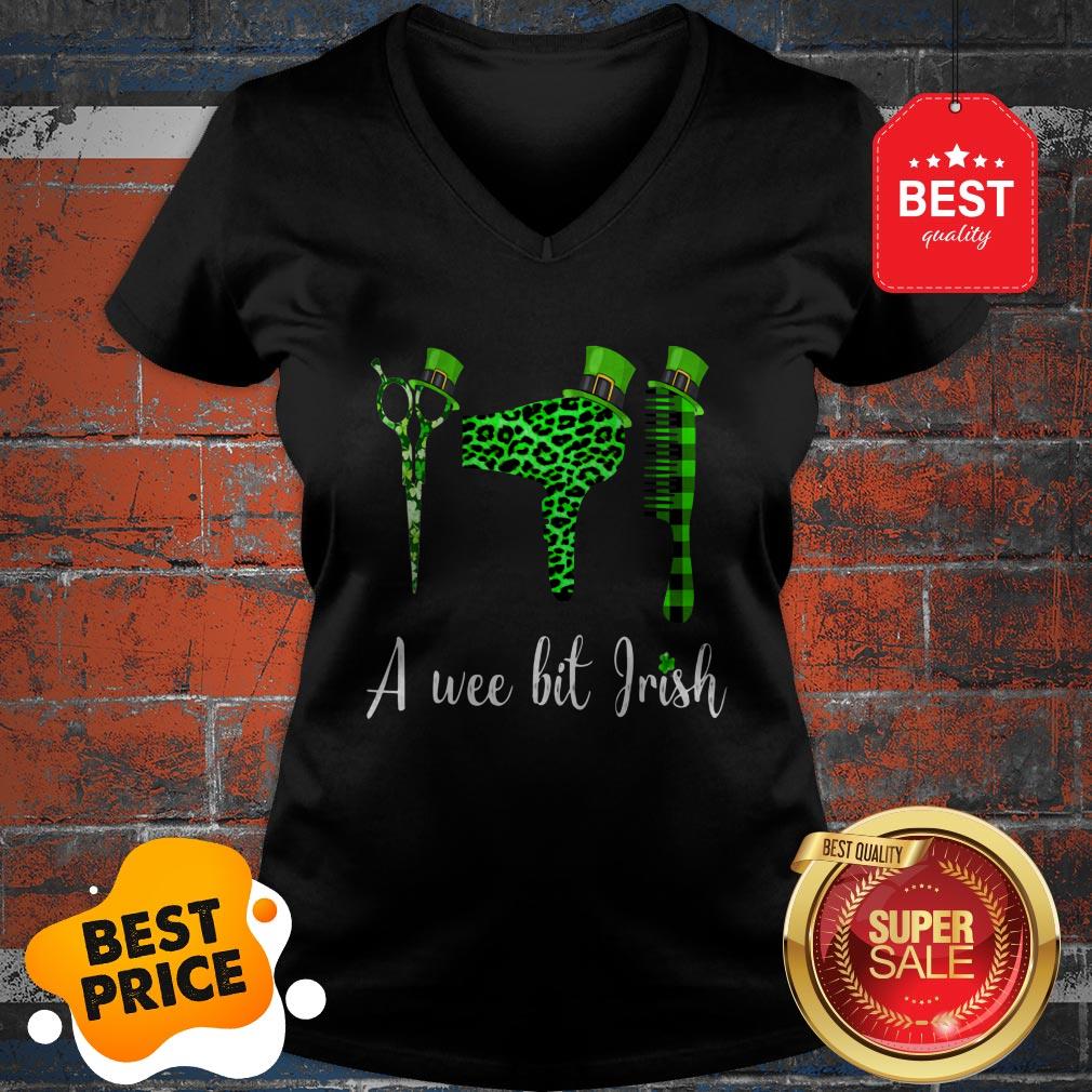 A wee bit Irish Hair Stylist St Patrick’s Day Irish Gift Shirt - Image 2