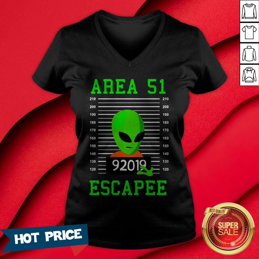 Alien Escapee Area 51 Cute Vintage Halloween Costume Shirt - Image 3