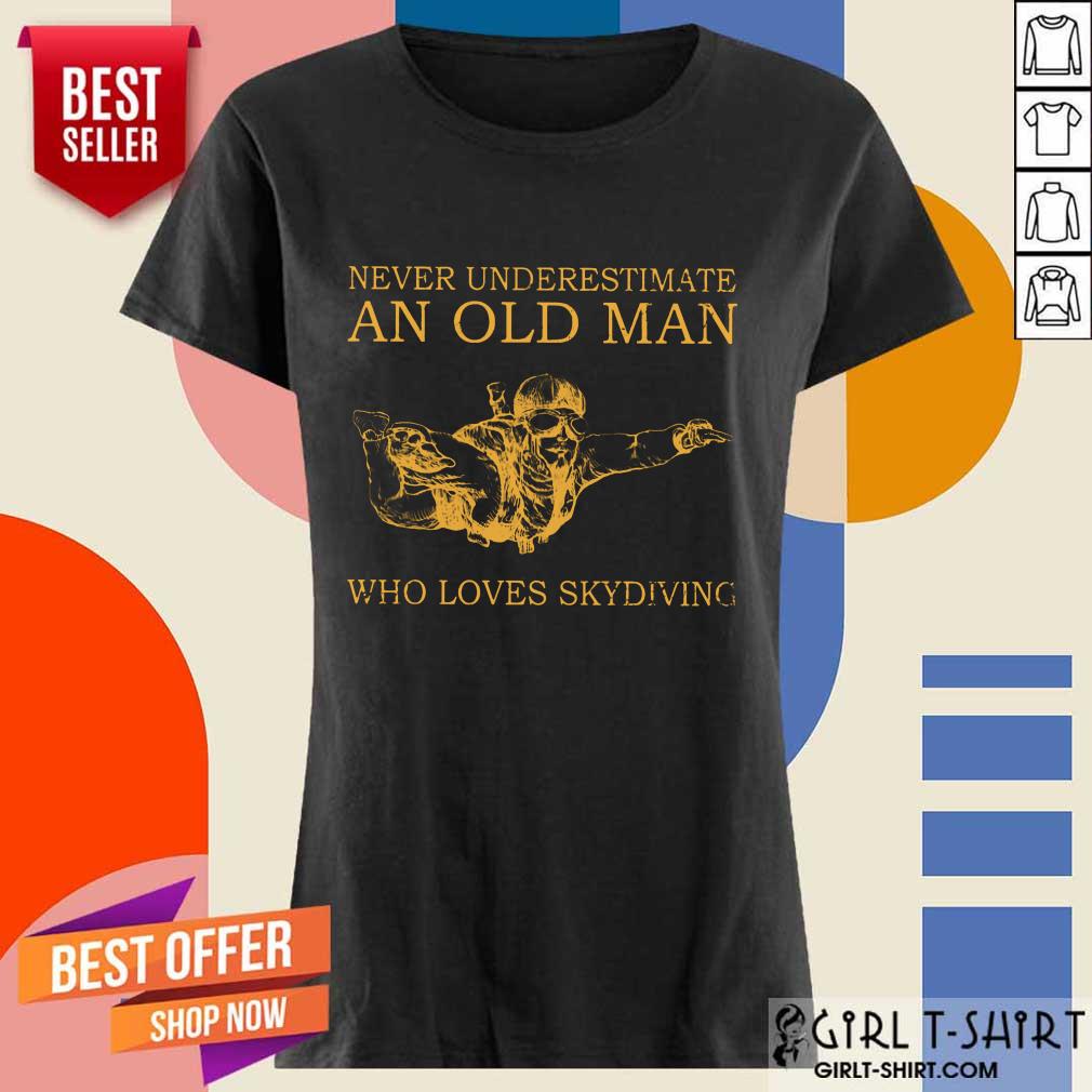 An Old Man Who Loves Skydiving Shirt - Image 2