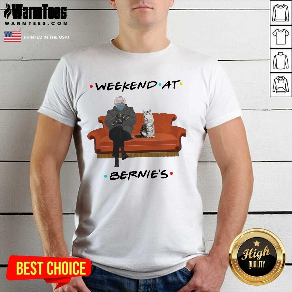 Awesome Bernie Sanders Mittens And Cat Weekend At Bernie’s 2021 Shirt