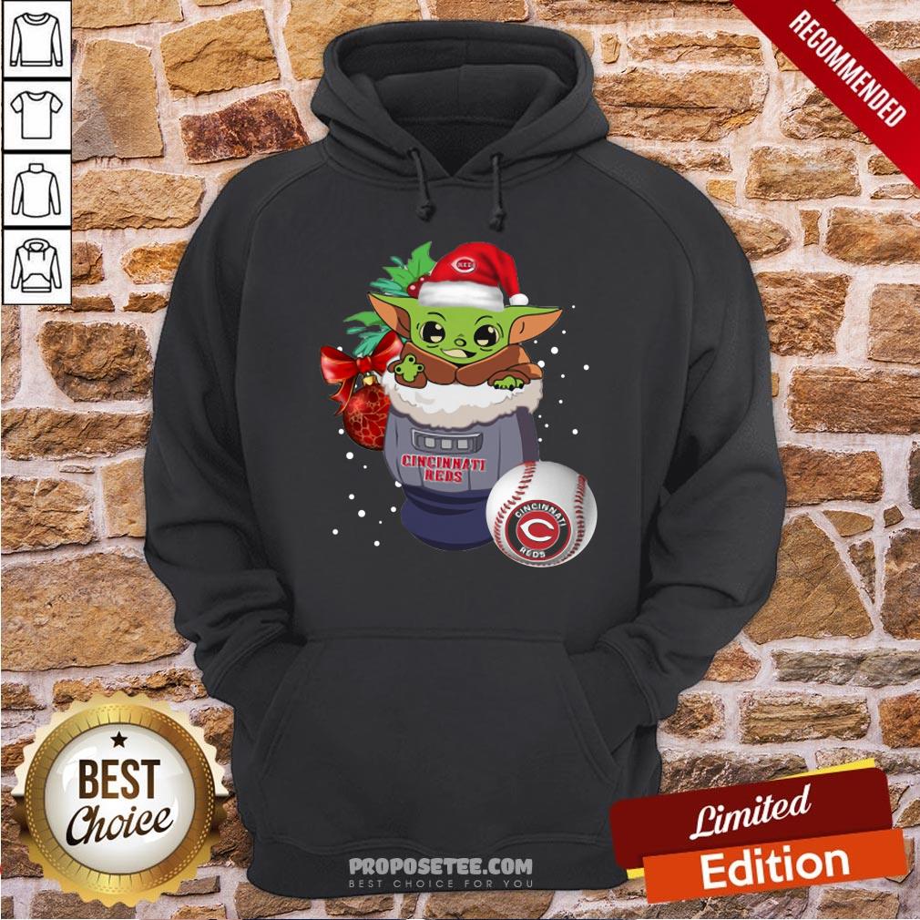 Awesome Cincinnati Reds Christmas Baby Yoda Star Wars Funny Happy Mlb Shirt - Image 2