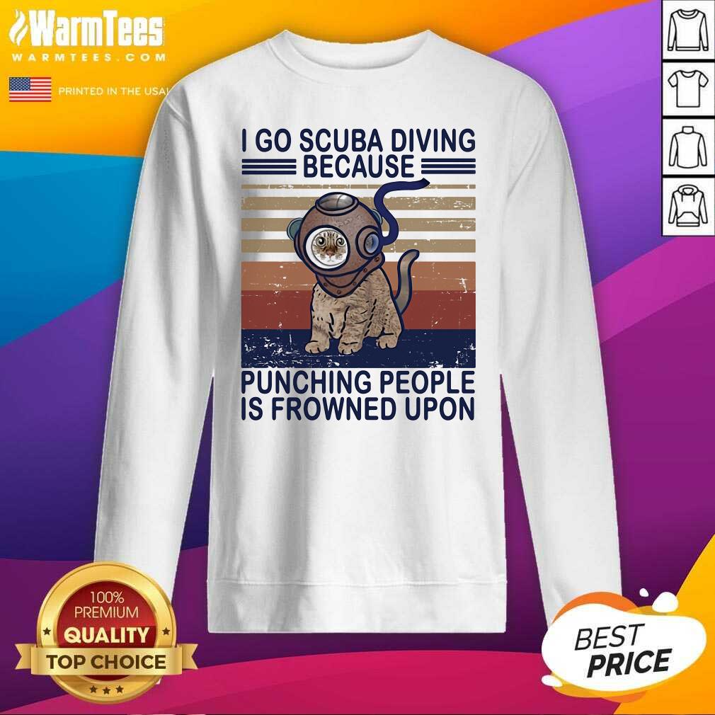 Awesome I Go Scuba Diving Because Punching People Is Frowned Upon Cat Vintage Shirt - Image 3