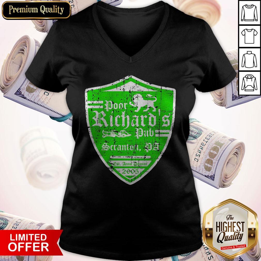 Beautiful Poor Richard´s Pub From The Office Shirt - Image 2