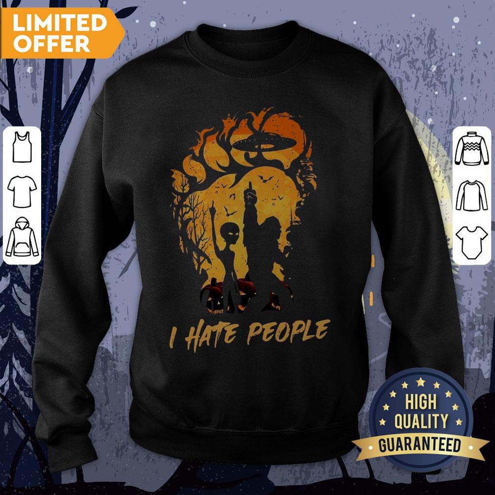 Bigfoot And Alien I Hate People Halloween Shirt - Image 4