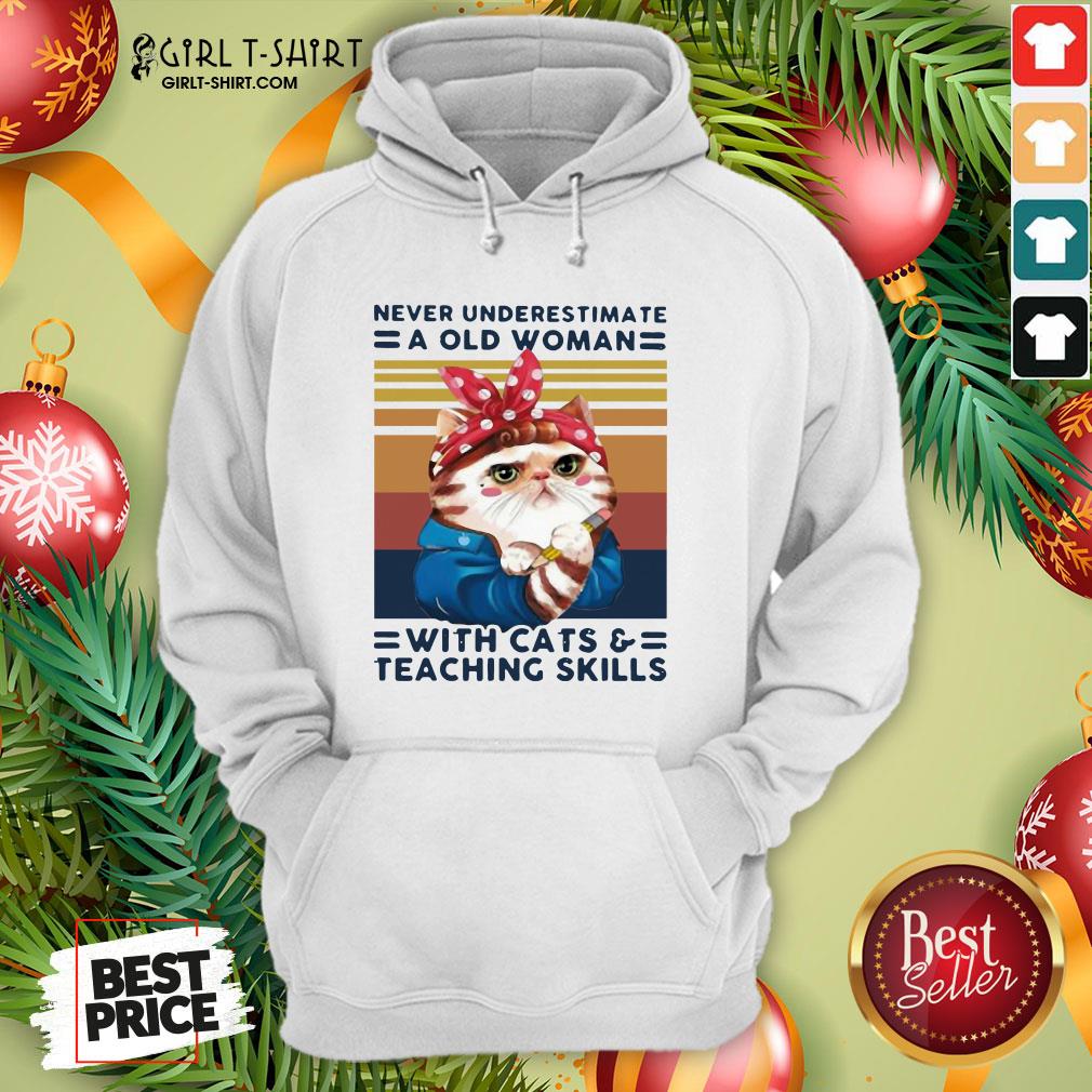 Congratulate Never Underestimate An Old Woman With Cats And Teaching Skills Vintage Retro Shirt - Image 5