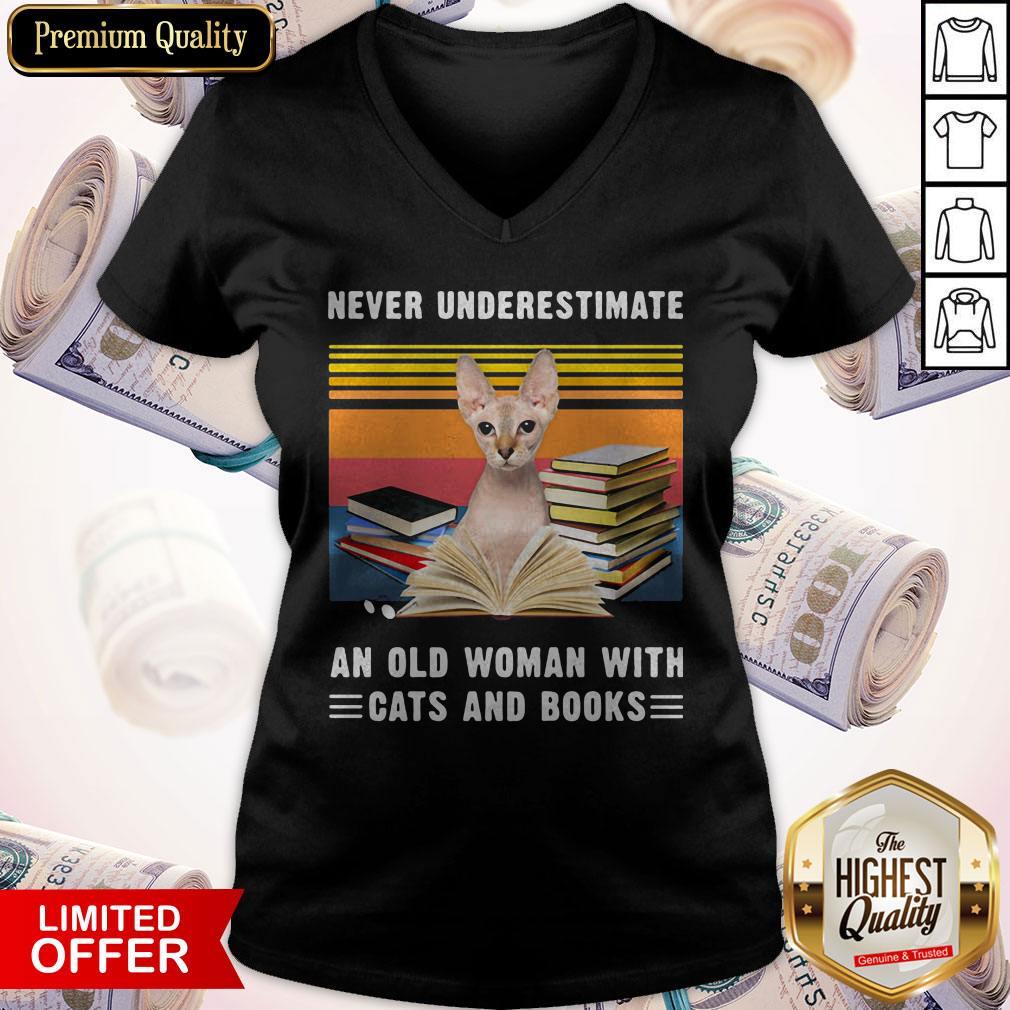 Funny Never Underestimate An Old Woman With Cats And Books Sphynx Cat Vintage Retro Shirt - Image 4