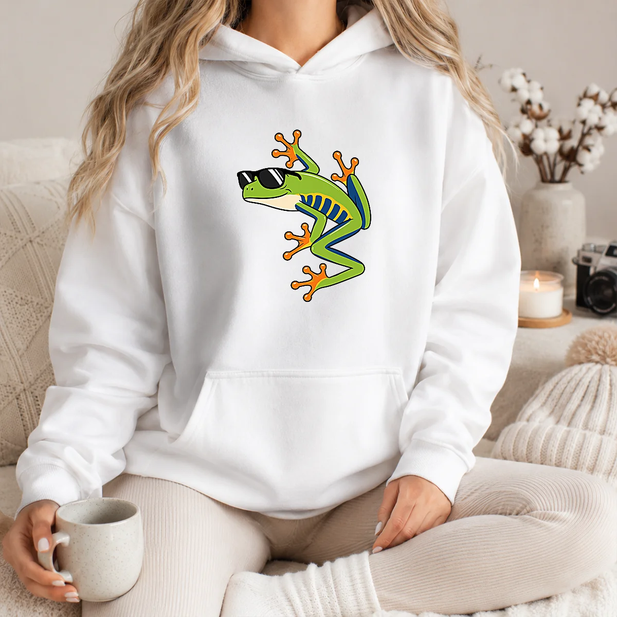 Good Cool Fun Cartoon Frog Sunglasses Summer Beach Shirt - Image 2