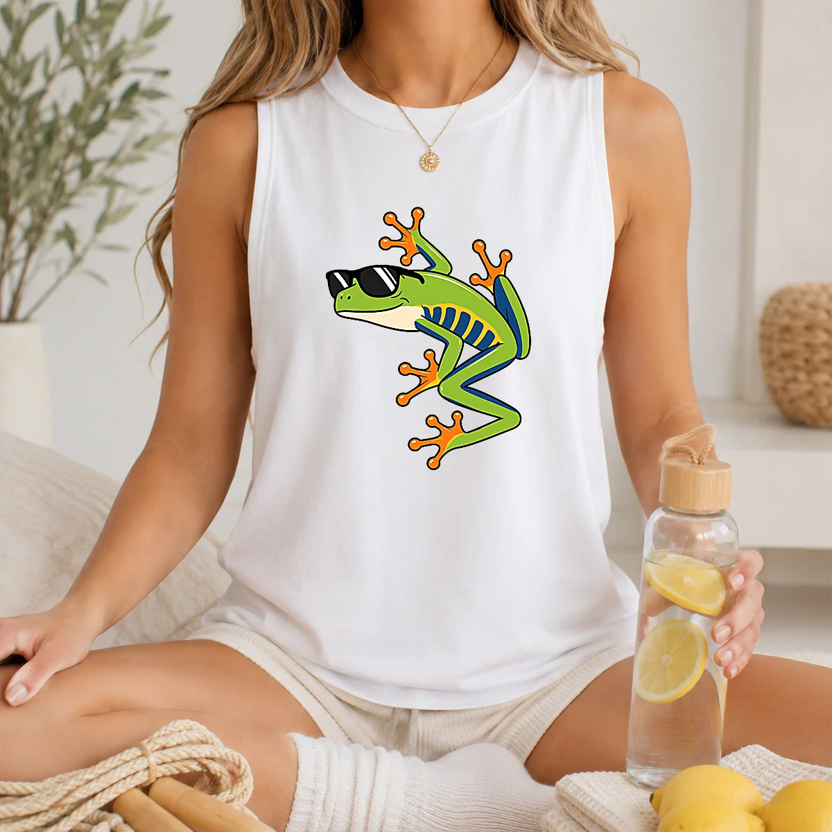 Good Cool Fun Cartoon Frog Sunglasses Summer Beach Shirt - Image 6