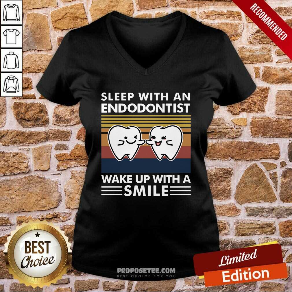 Good Dentist Sleep With An Endodontist Wake Up With A Smile Vintage Shirt - Image 3