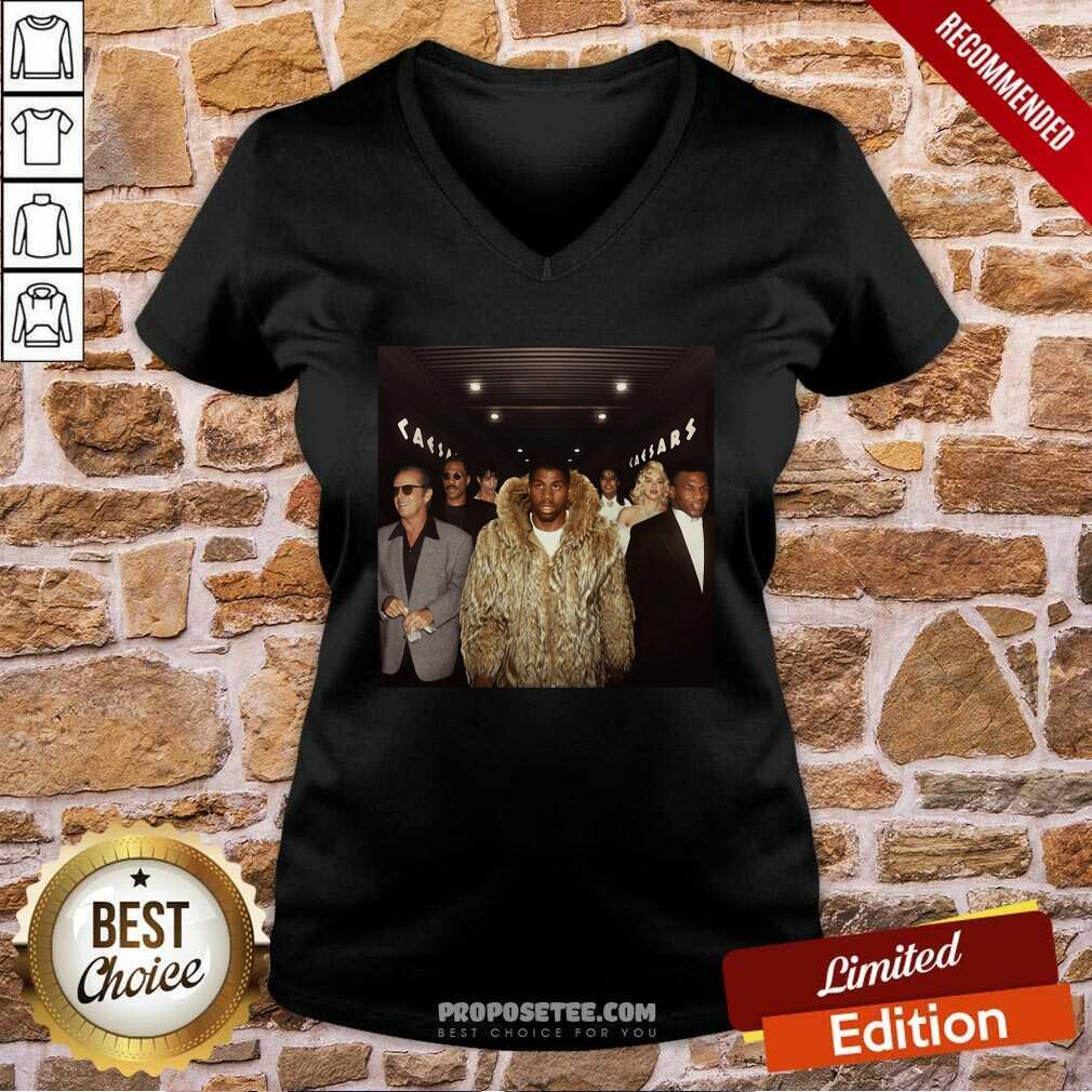 Good Magic Johnson Walking Into The Playoffs Shirt - Image 3