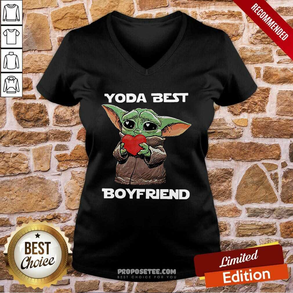 Happy Baby Yoda Hug Heart Best Boyfriend Shirt - Image 3