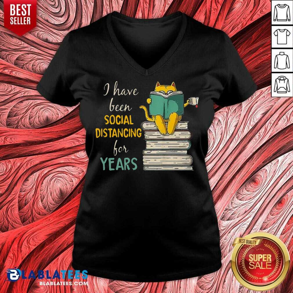 Hot Cat Read Books I Have Been Social Distancing COVID-19 Shirt - Image 2