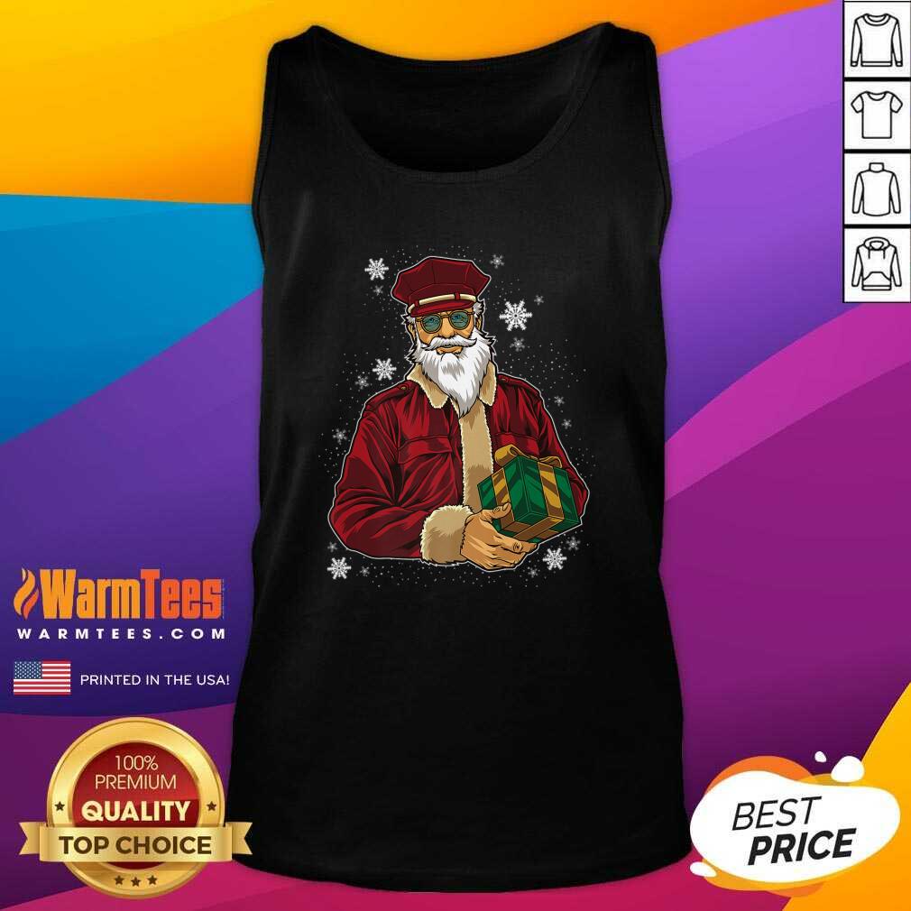 Hot Cool Santa Police Officer Giving Gift On Xmas Santa Christmas Shirt - Image 4
