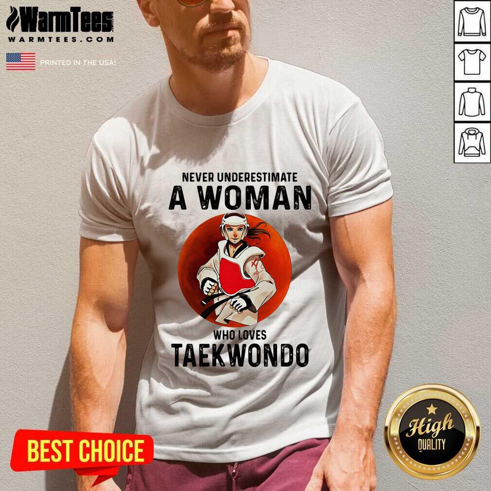 Hot Never Underestimate A Woman Who Loves Taekwondo The Moon Shirt - Image 5