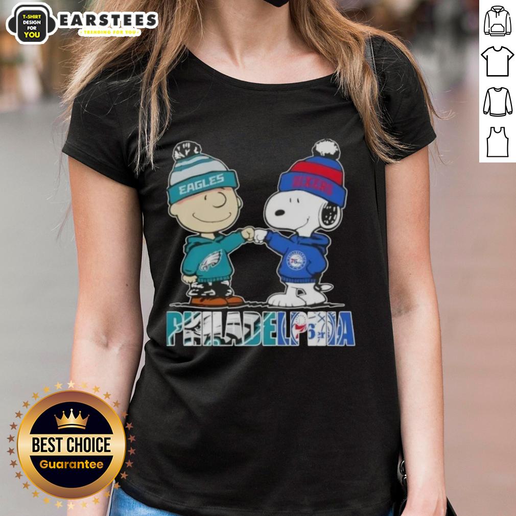 Awesome Charlie Brown And Snoopy Philadelphia City Sports Eagles X 76ers T-Shirt - Image 3