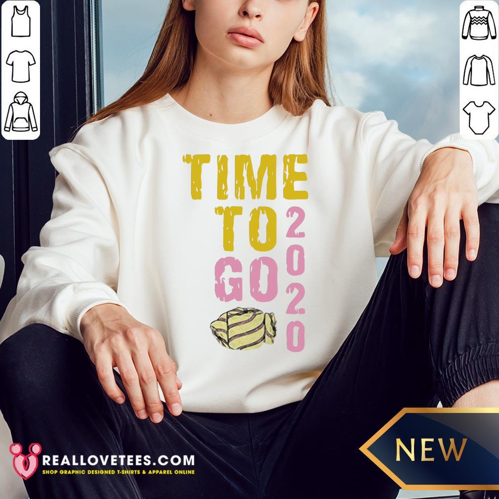 Vip Time To Go 2020 Goodbye 2020 Hello 2021 Gold And Pink Toilet Paper Shirt - Image 3