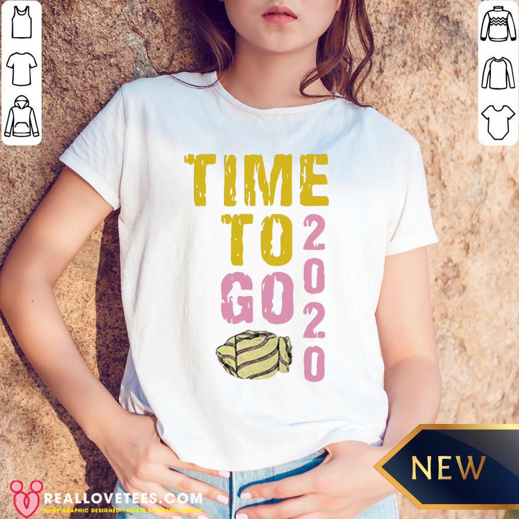 Vip Time To Go 2020 Goodbye 2020 Hello 2021 Gold And Pink Toilet Paper Shirt - Image 5