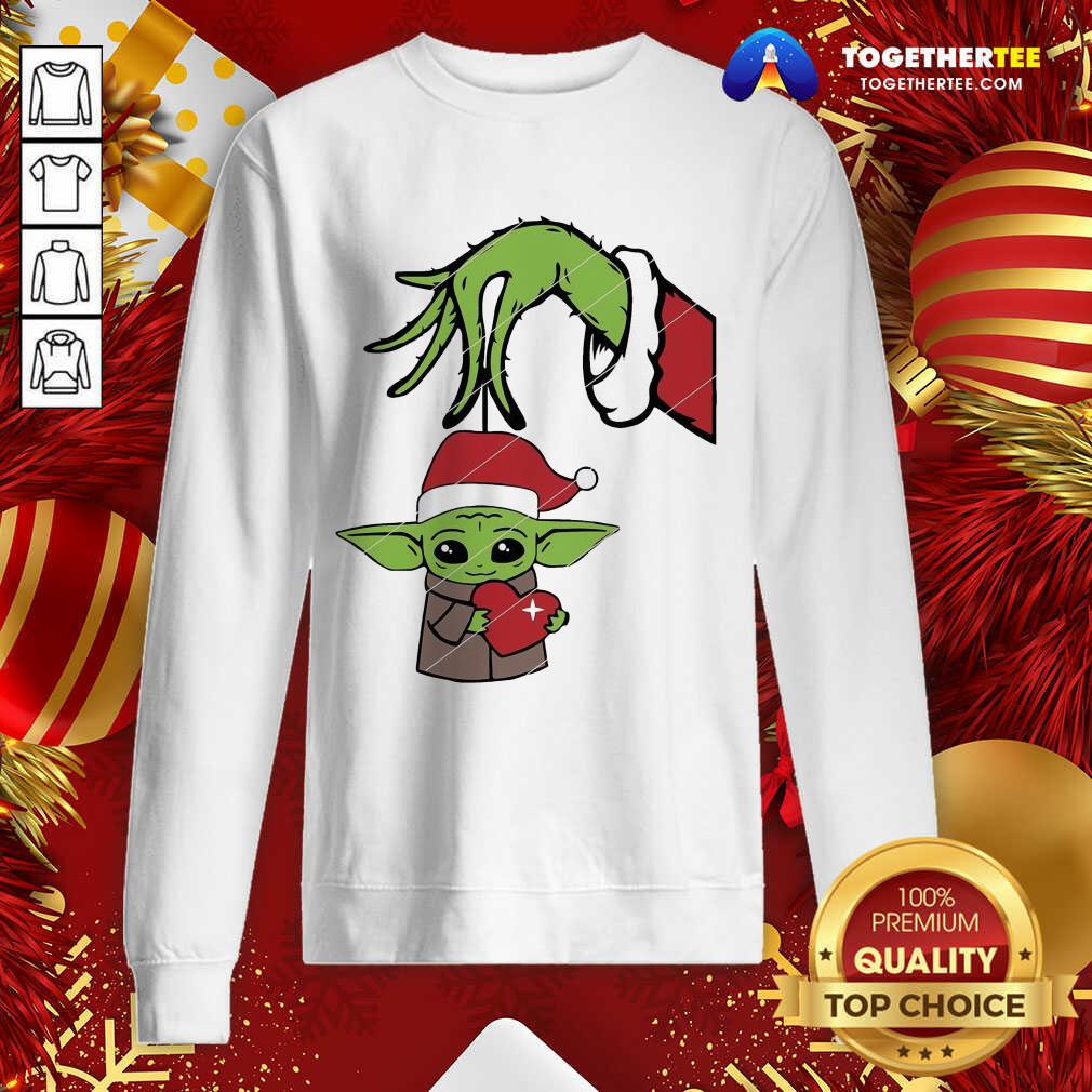 Great Grinch Hand Holding Baby Yoda Hug Heart Shirt - Image 4