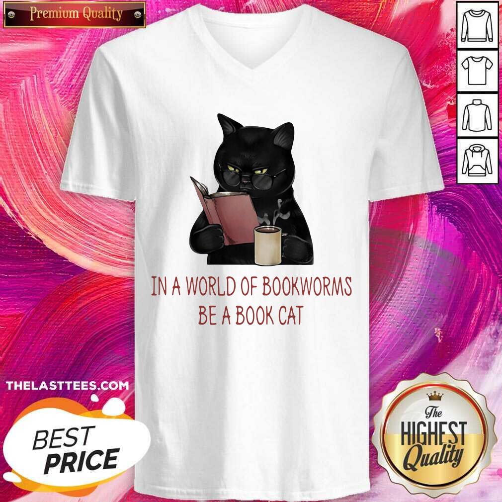 Pretty In A World Of Bookworms Be A Book Cat Shirt - Image 2