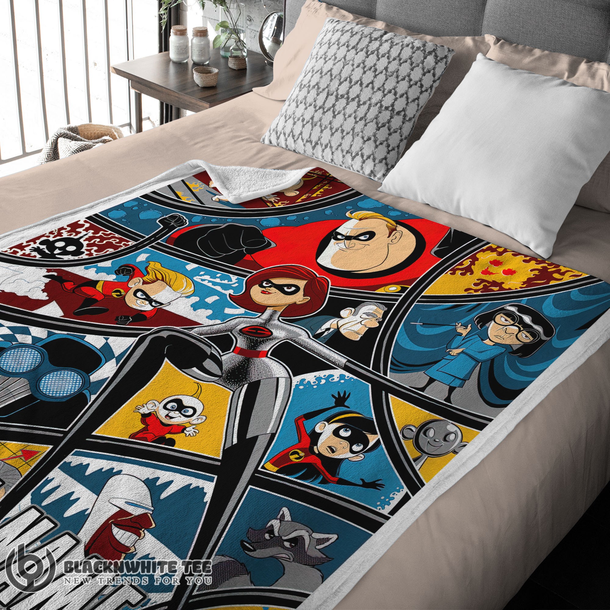 Official Cute Hot Disney Cartoon The Incredibles Tapestry Blanket Fleece Customized Blanket - Image 3
