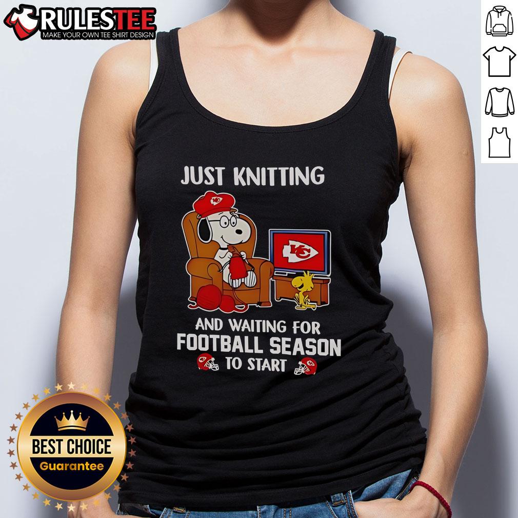 Awesome Kansas City Chiefs Just Knitting And Waiting For Football Season To Start T-Shirt - Image 4