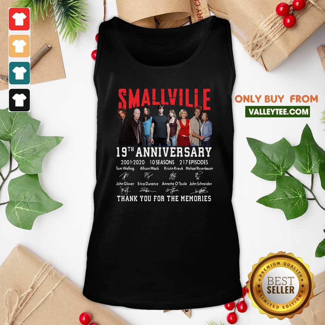 Top Smallville 19th Anniversary 2001 2020 Thank You For The Memories Signature Shirt - Image 4