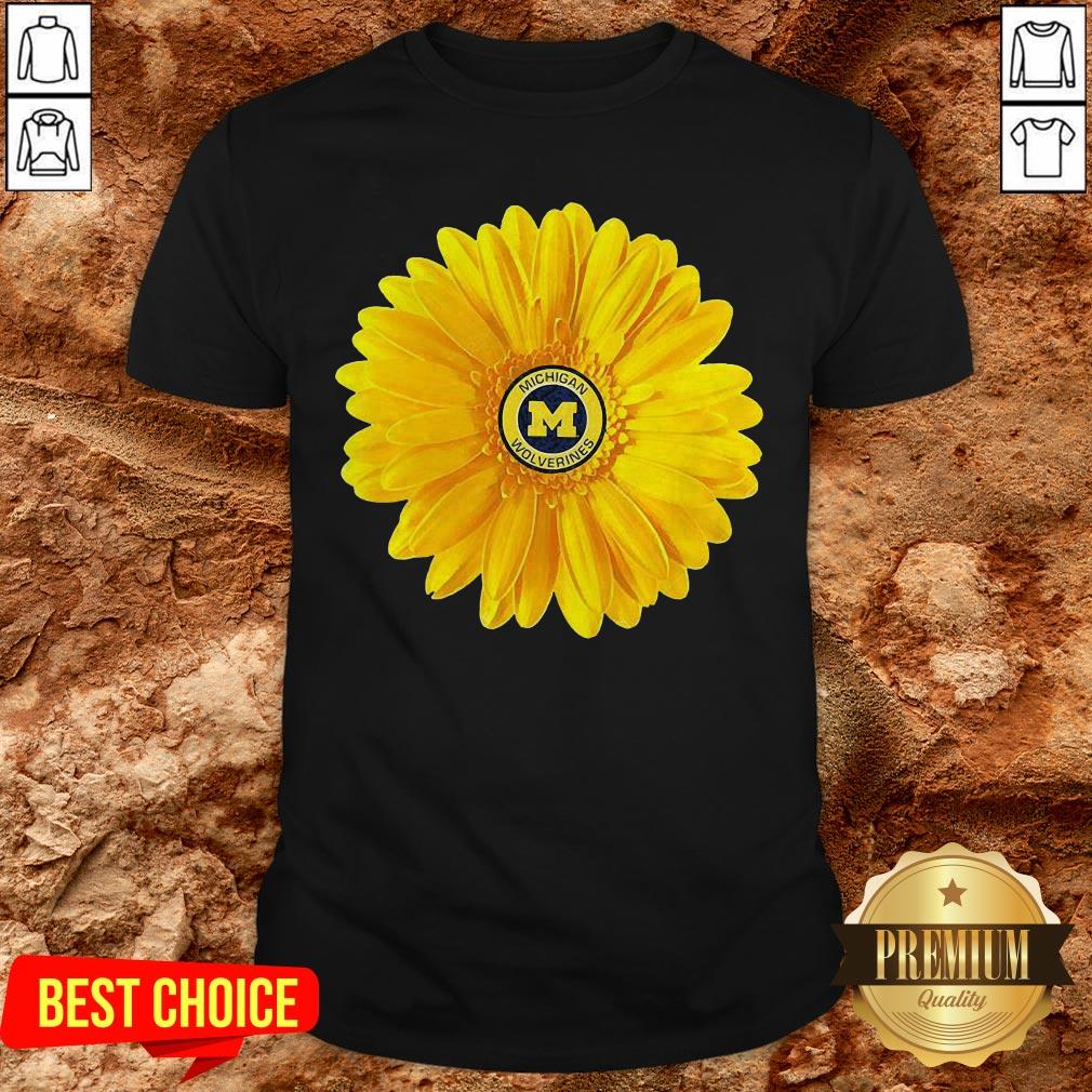 Love Michigan Wolverines Daisy Shirt