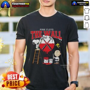 Official Snoopy Charlie Brown And Woodstock Painting The Wall Pink Floyd T-Shirt