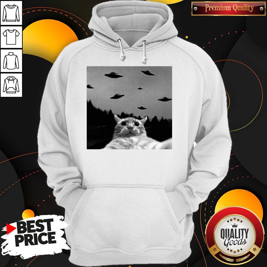Pretty Cat Selfie Ufos Shirt - Image 5