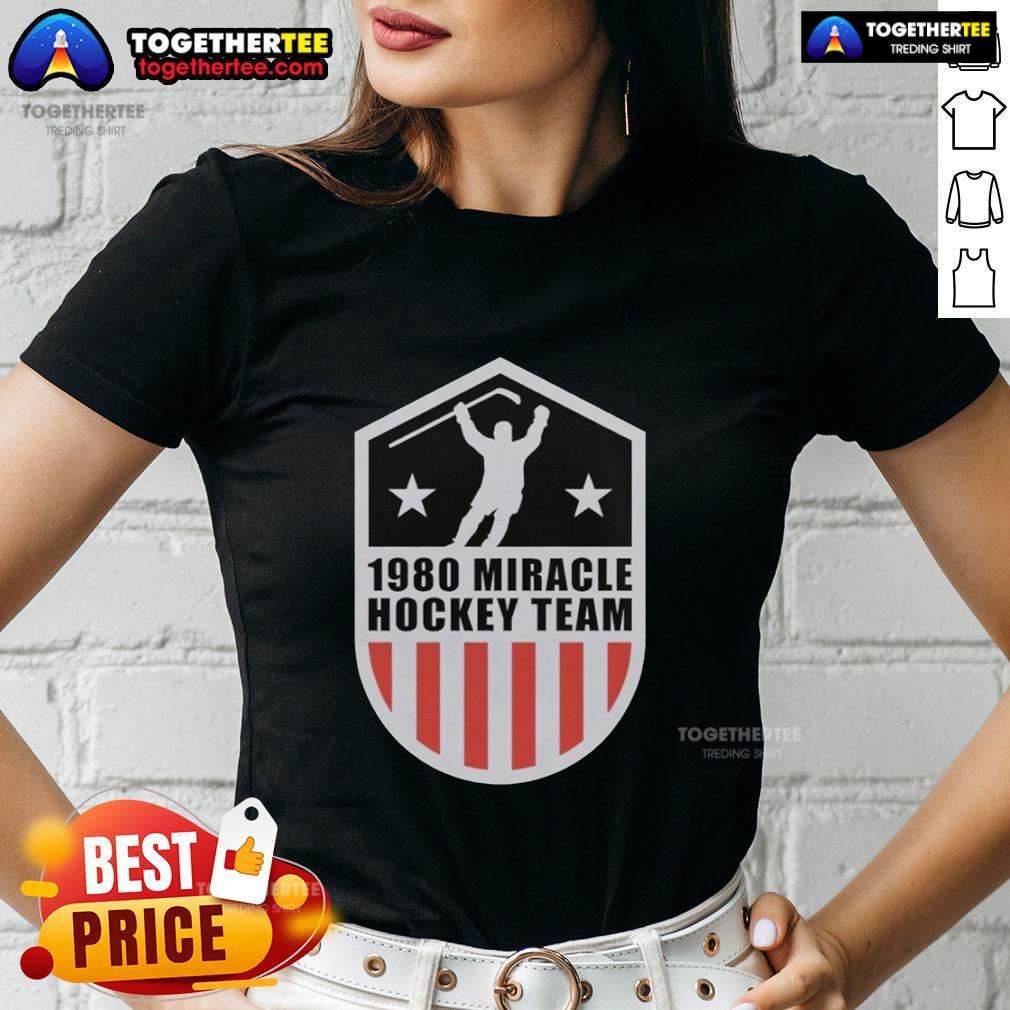 Top 1980 Miracle Hockey Team Vintage USA Hockey Team T-Shirt - Image 3