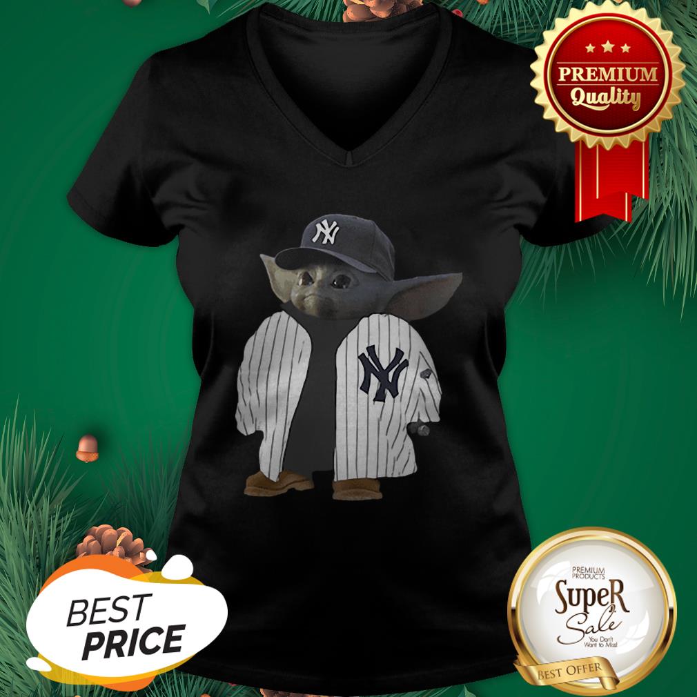 Official New York Yankee Baby Yoda Shirt - Image 2