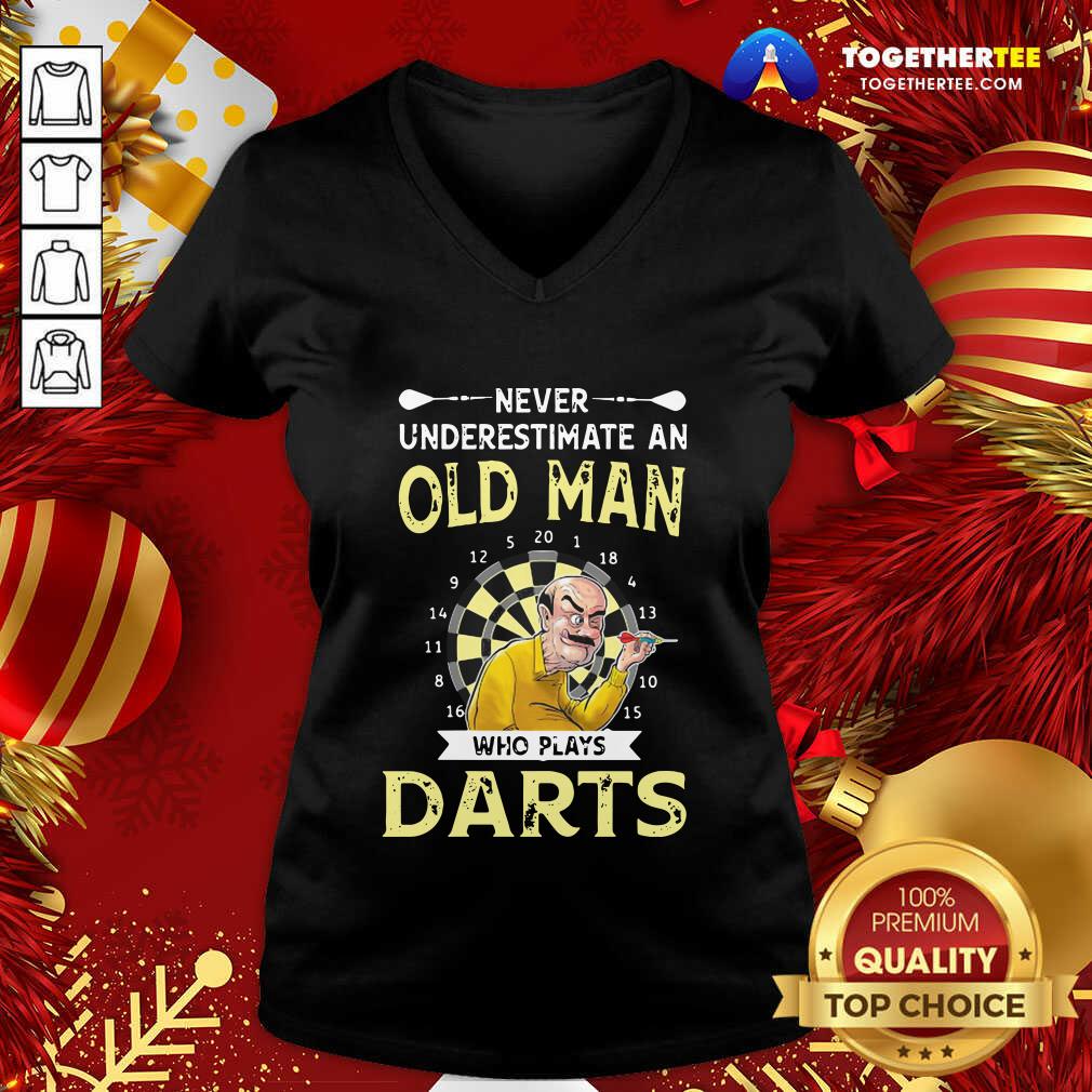 Awesome Never Underestimate An Old Man Who Plays Darts Shirt - Image 2