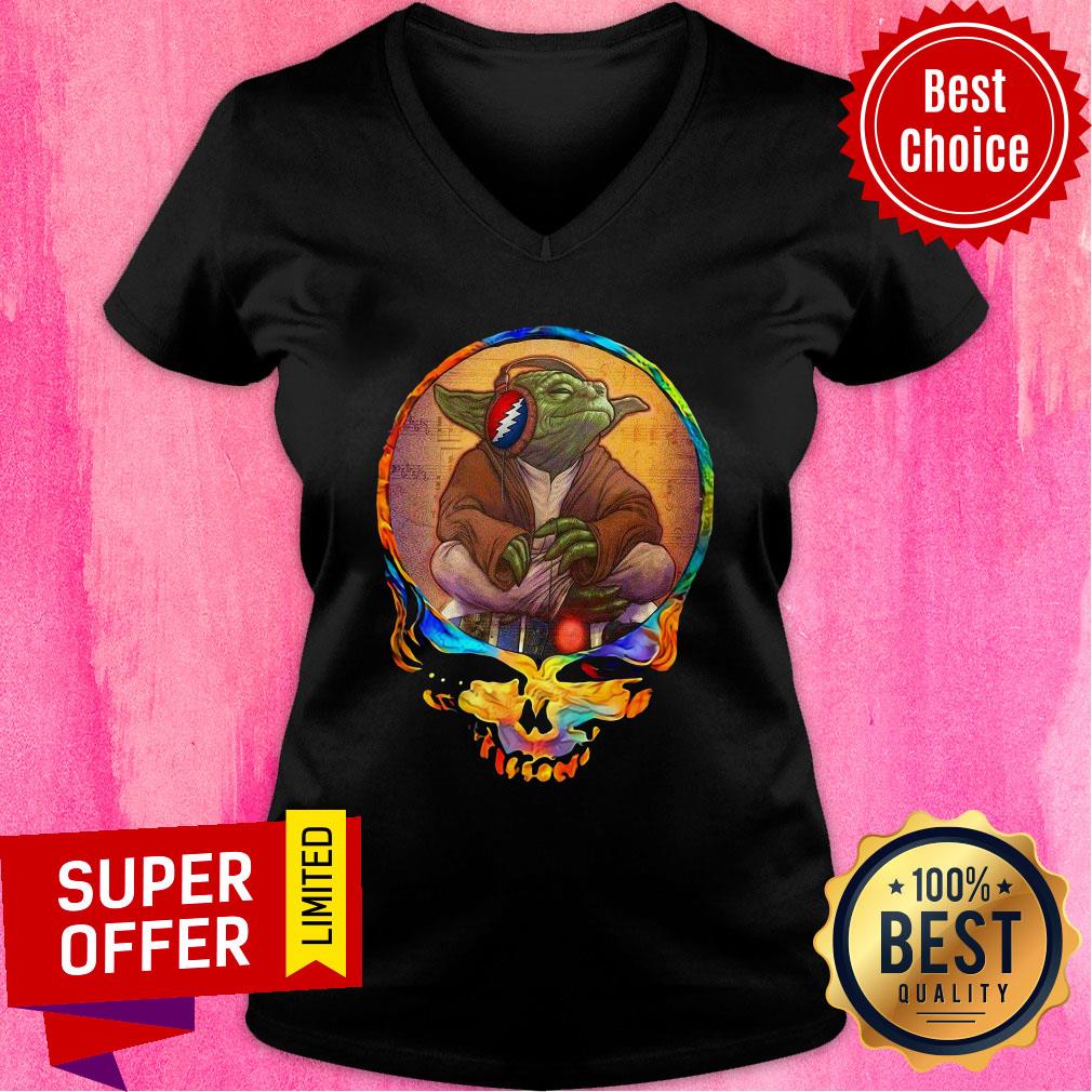 Top Star Wars Yoda Listening Grateful Dead Skull Shirt - Image 3