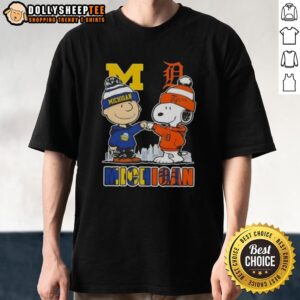 Top Snoopy And Charlie Brown Michigan Sports Wolverines X Detroit Tigers Skyline T-Shirt