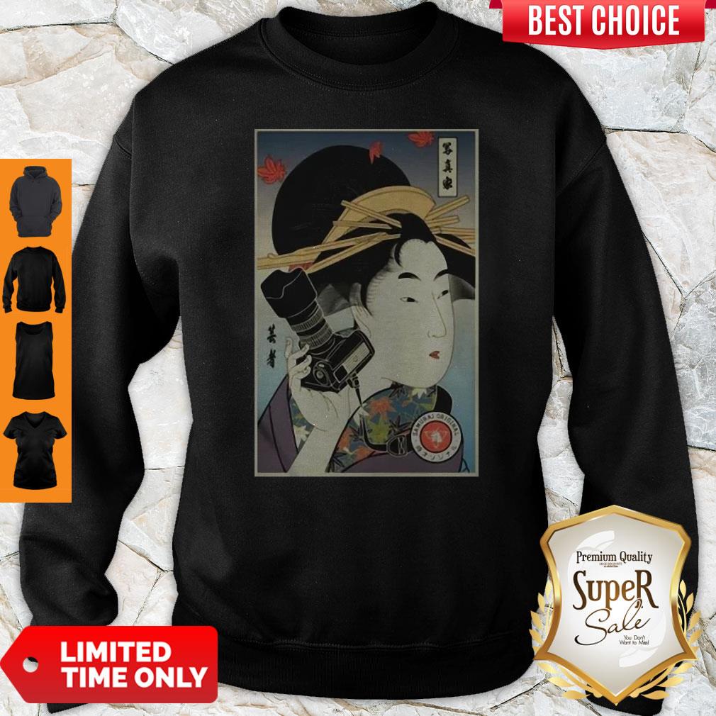 Good Samurai Women Photographer Shirt - Image 3