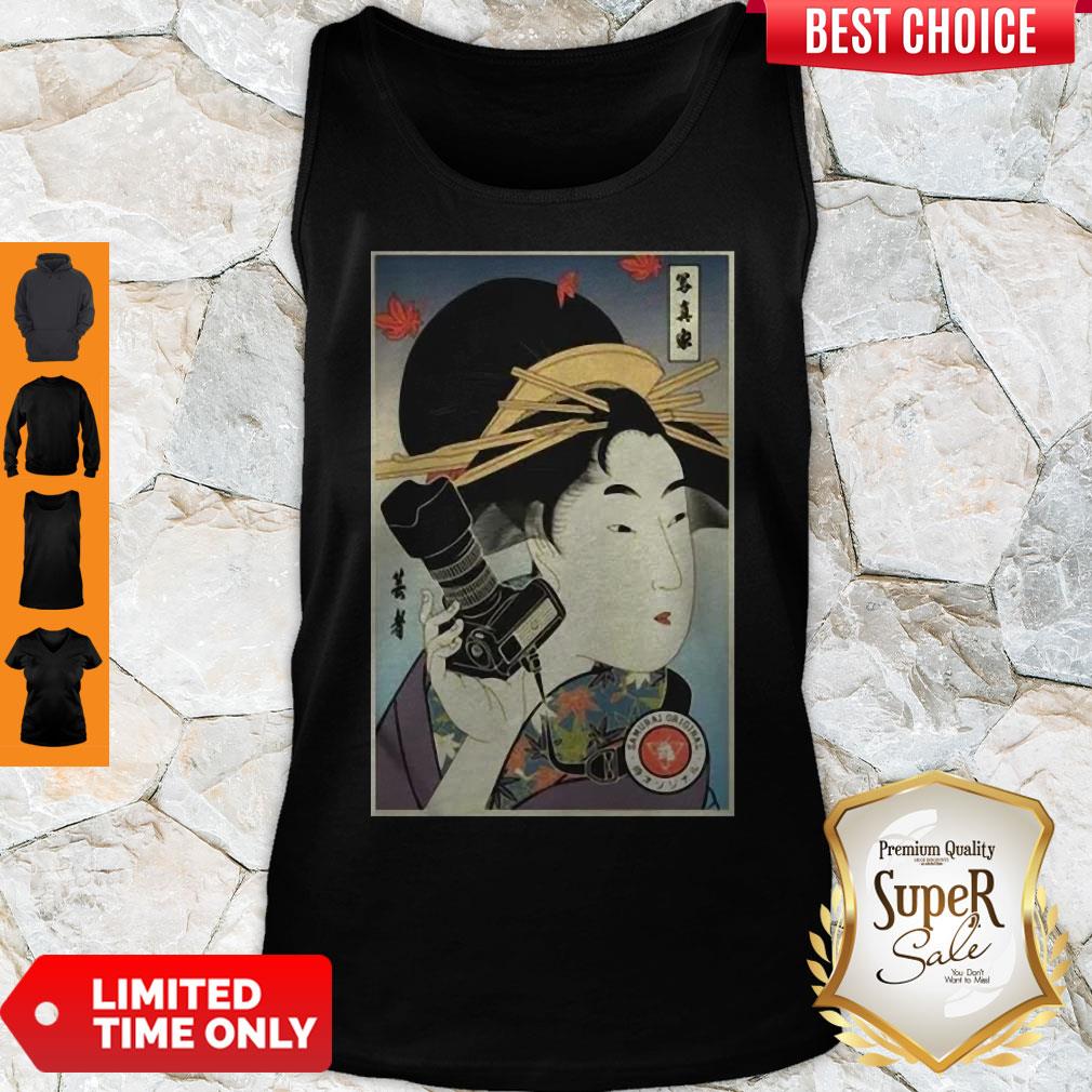 Good Samurai Women Photographer Shirt - Image 4