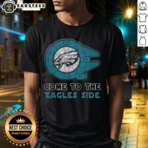 Awesome Star Wars Come To The Philadelphia Eagles Side T-Shirt
