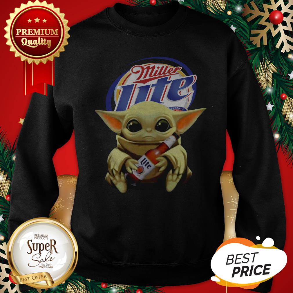 Star Wars Baby Yoda Hug Miller Lite Beer Mandalorian Shirt - Image 4