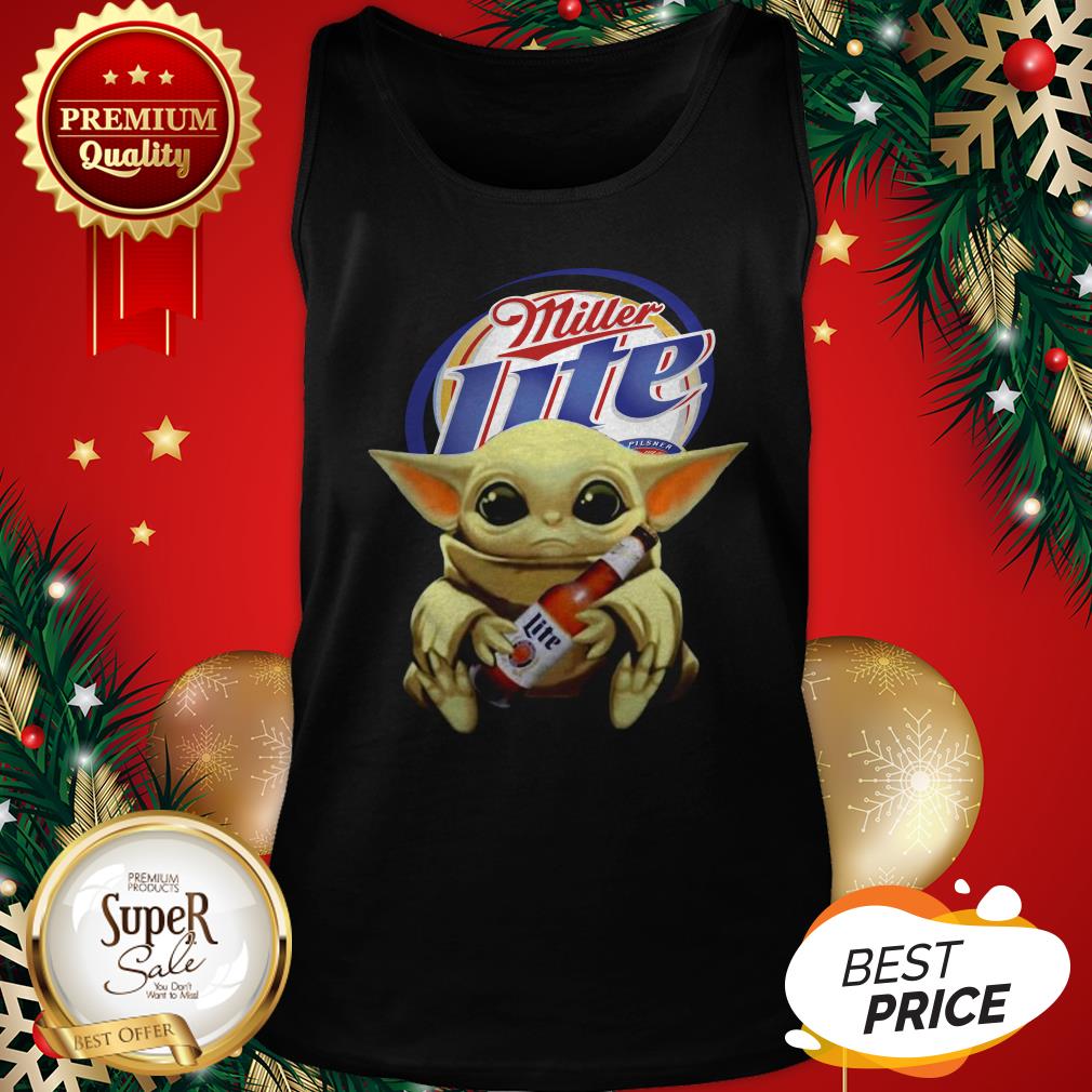 Star Wars Baby Yoda Hug Miller Lite Beer Mandalorian Shirt - Image 3