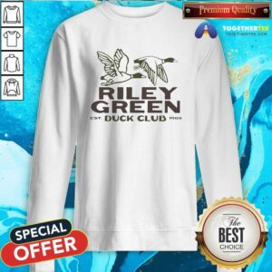 Alternative view of Nice Riley Green Est Duck Club 1988 T-Shirt