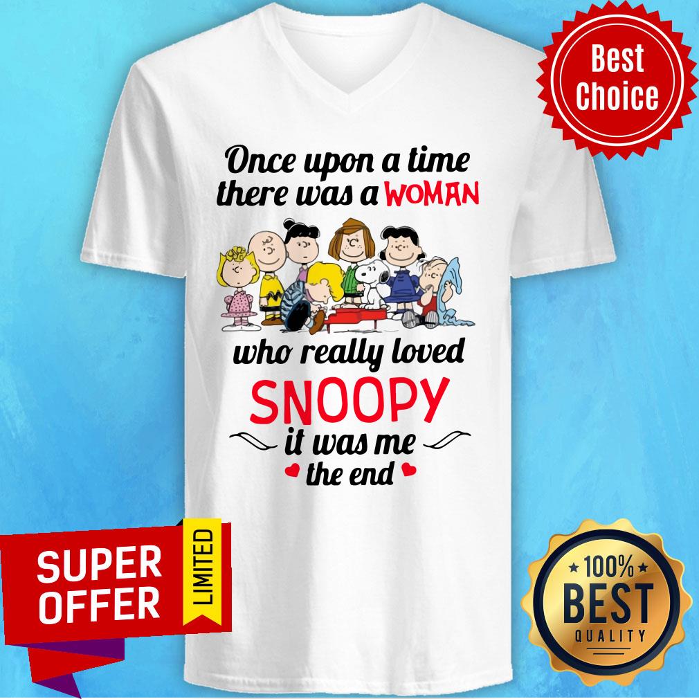 Once Upon A Time There Was A Woman Who Really Loved Snoopy It Was Me The End Shirt - Image 4