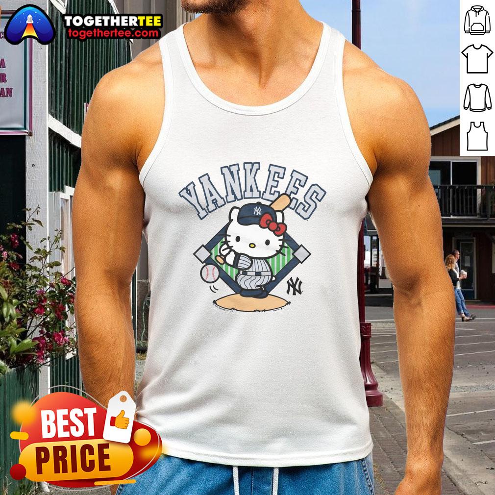 Good Hello Kitty X New York Yankees Swing T-Shirt - Image 4