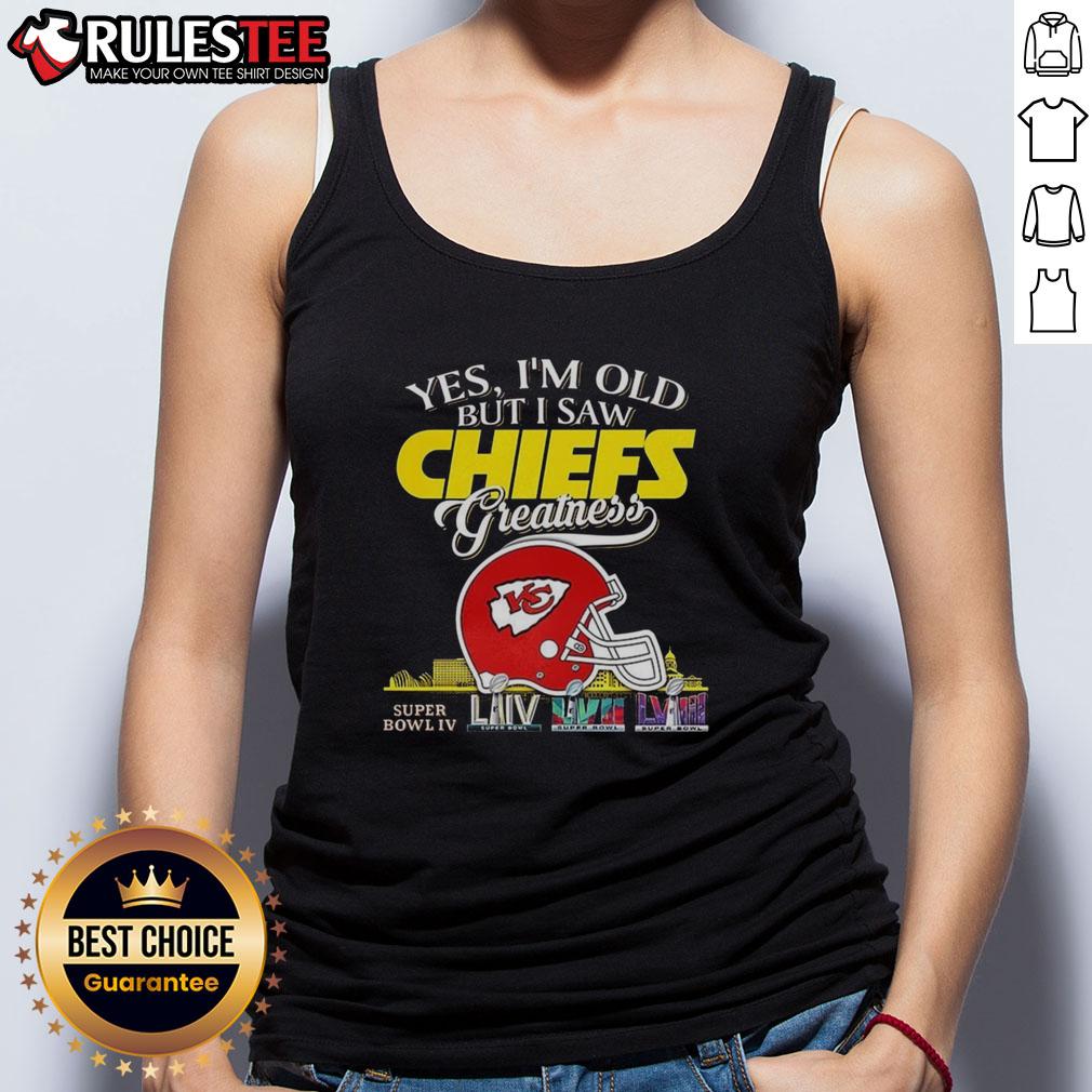 Awesome Yes I'm Old But I Saw Kansas City Chiefs Greatness Super Bowl Helmet Skyline T-Shirt - Image 4