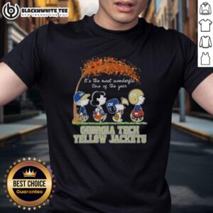 Awesome Georgia Tech Yellow Jackets X Peanuts Snoopy And Friends Autumn It's The Most Wonderful Time T-Shirt