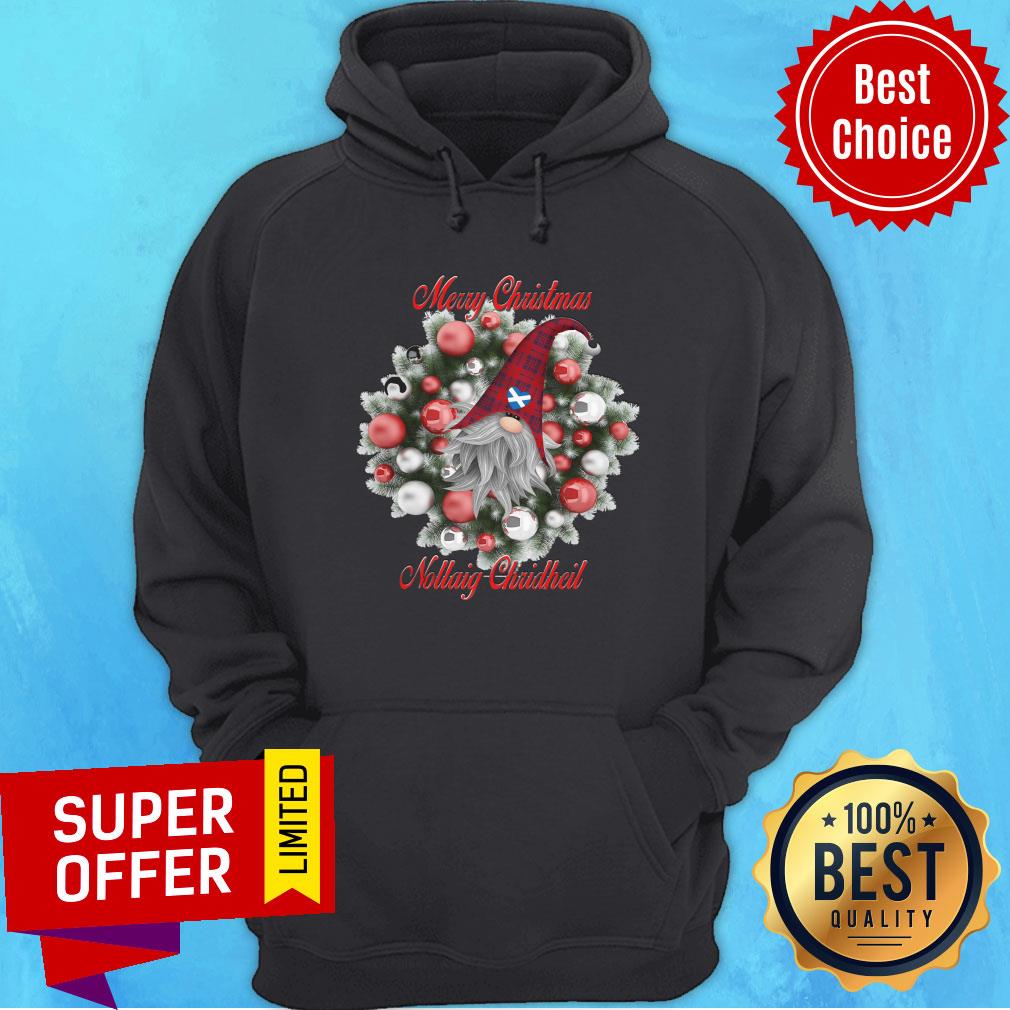 Merry Christmas Gnome And Scottish Nollaig Chridheil Shirt - Image 2