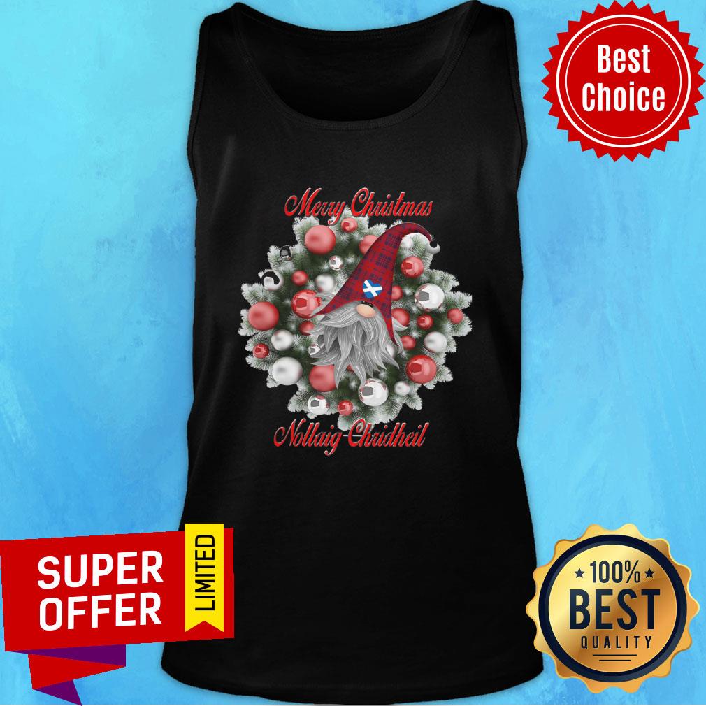 Merry Christmas Gnome And Scottish Nollaig Chridheil Shirt - Image 4